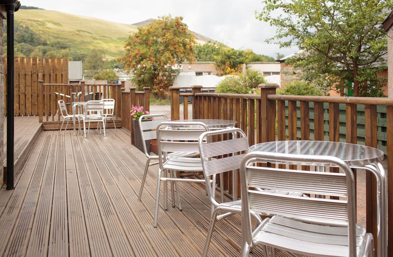 Corner House Hotel Innerleithen Exterior foto
