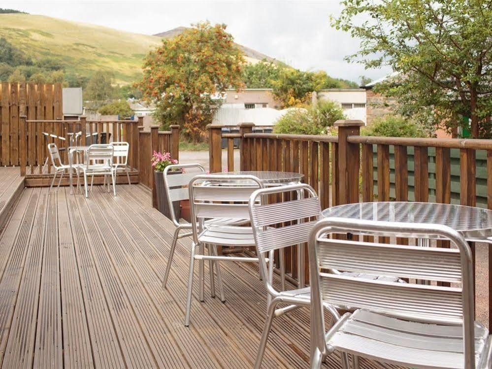 Corner House Hotel Innerleithen Exterior foto